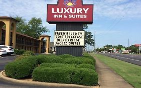 Luxury Inn & Suites Selma Al
